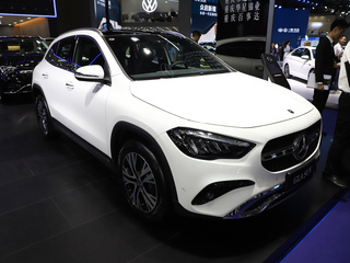 奔驰 GLA 黑色