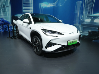 比亚迪海狮07EV 白色