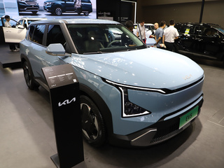 起亚 EV5 蓝色