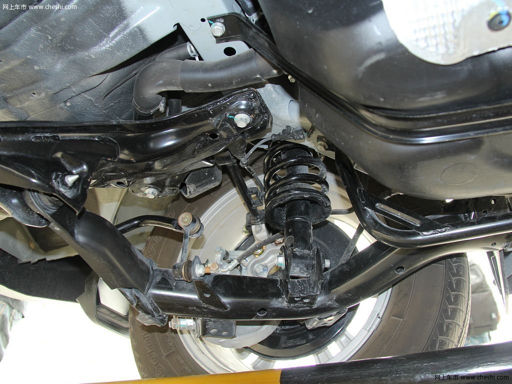 哈弗h6 哈弗h6 2.0t mt 绿静两驱都市型 2011款图片