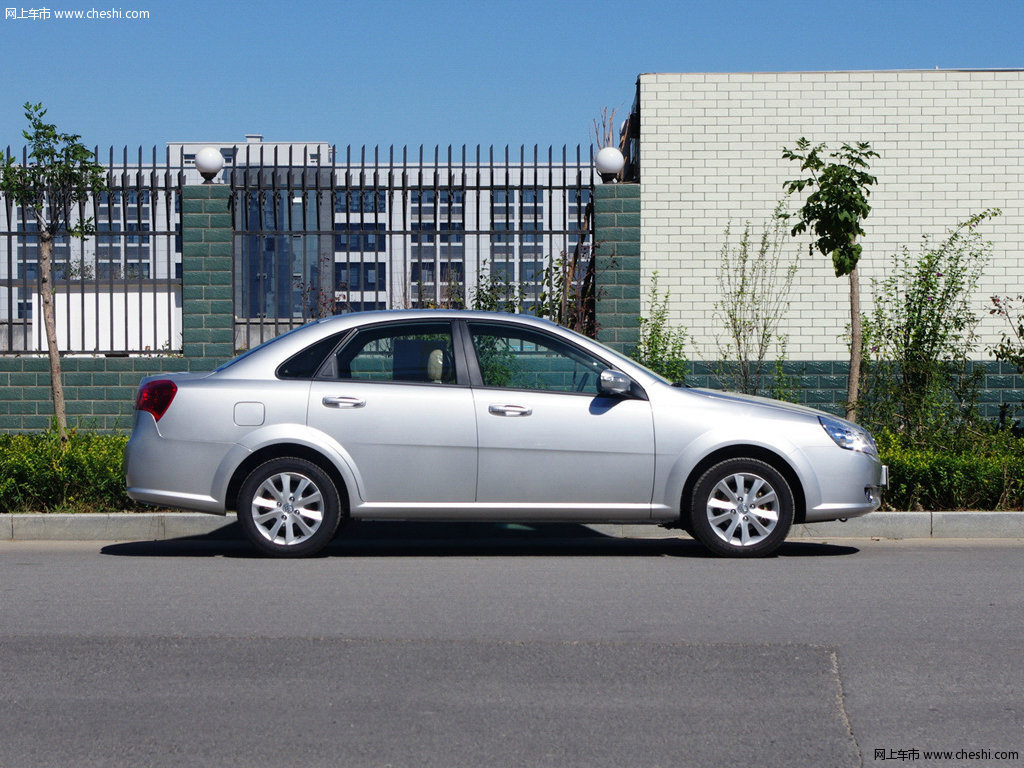 凯越外观整体高清图片(24\/64)_网上车市(大图)