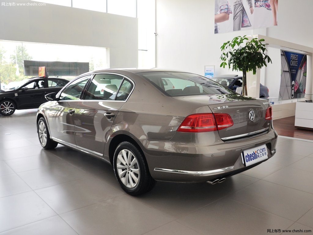 星耀金迈腾 2013款 1.8tsi dsg豪华型外观整体图片(6/10)_网上车市