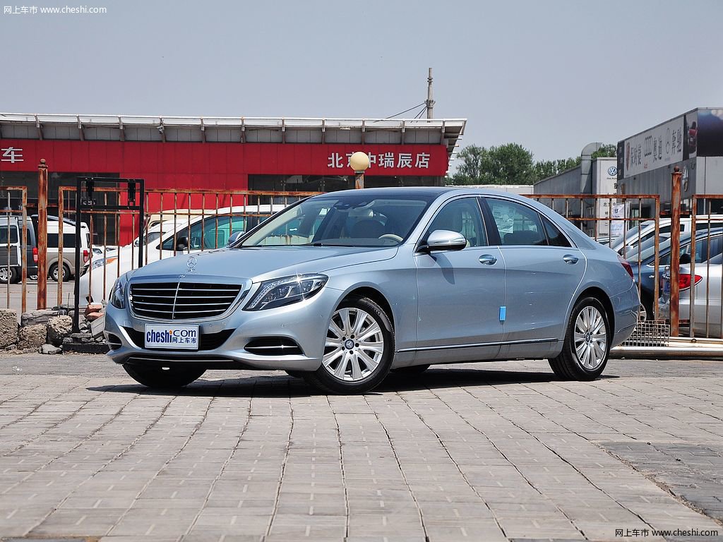 奔驰S级 2014款 S320L商务型外观整体高清图