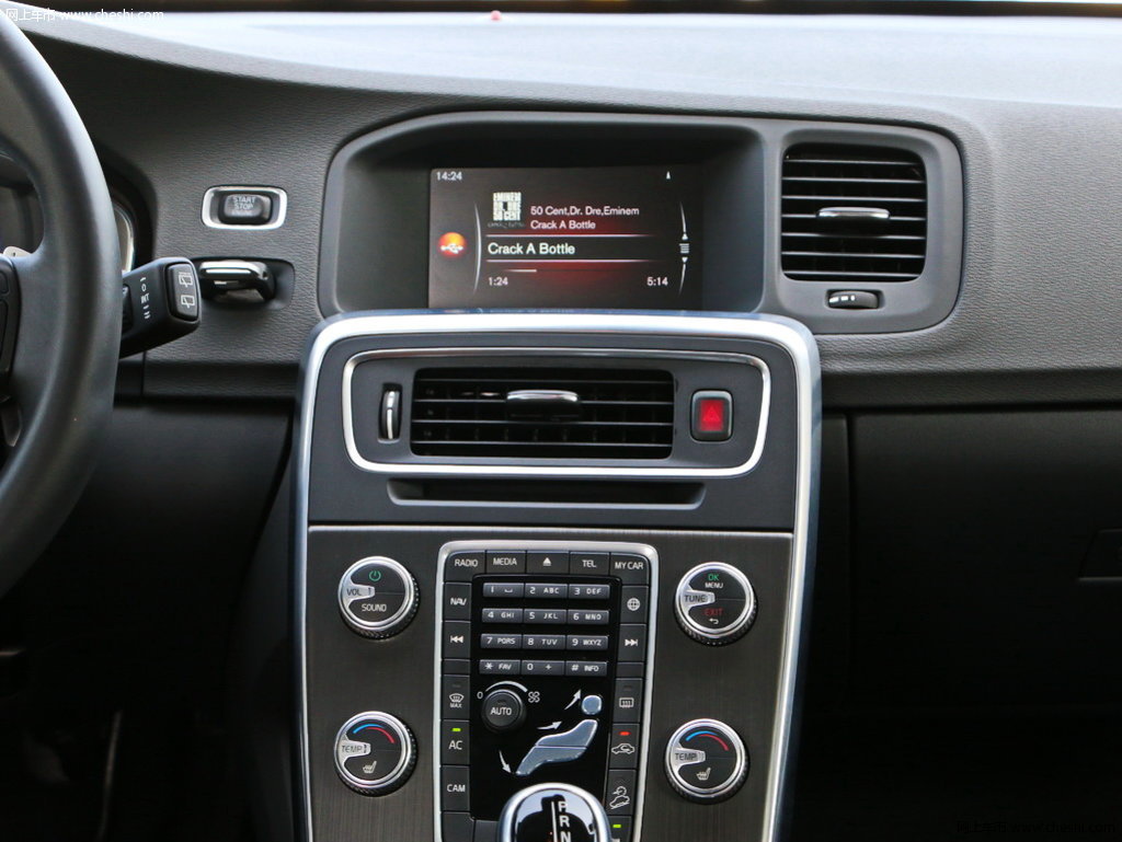 沃尔沃V60 图片
