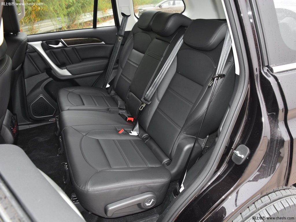 哈弗h9 2017款 2.0t柴油四驱舒适型 7座座椅空间图片