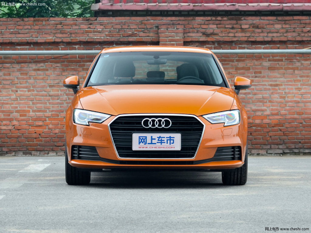 星锐黄奥迪a3 2018款 30周年型 sportback 35 tfsi型