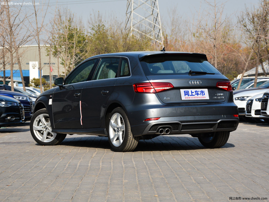 天云灰奥迪a3 2019款 sportback 35 tfsi 时尚型国v(5