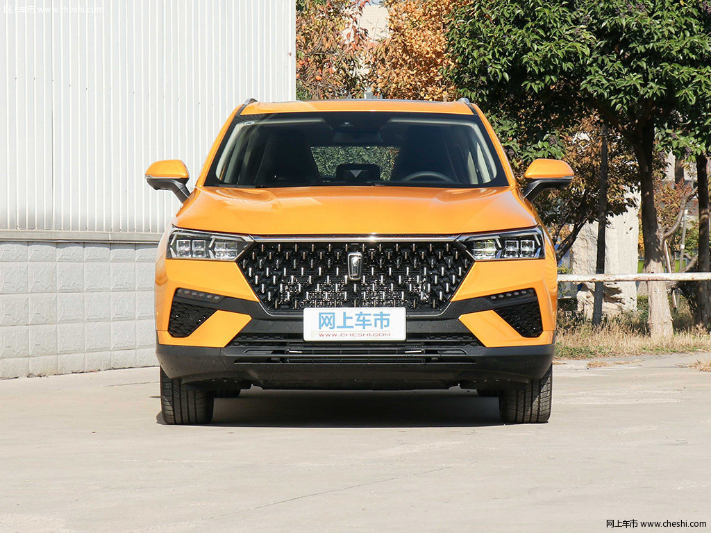斯木黄奔腾t77 2019款 230 tid 自动尊贵型米粉版国vi外观整体图片(2