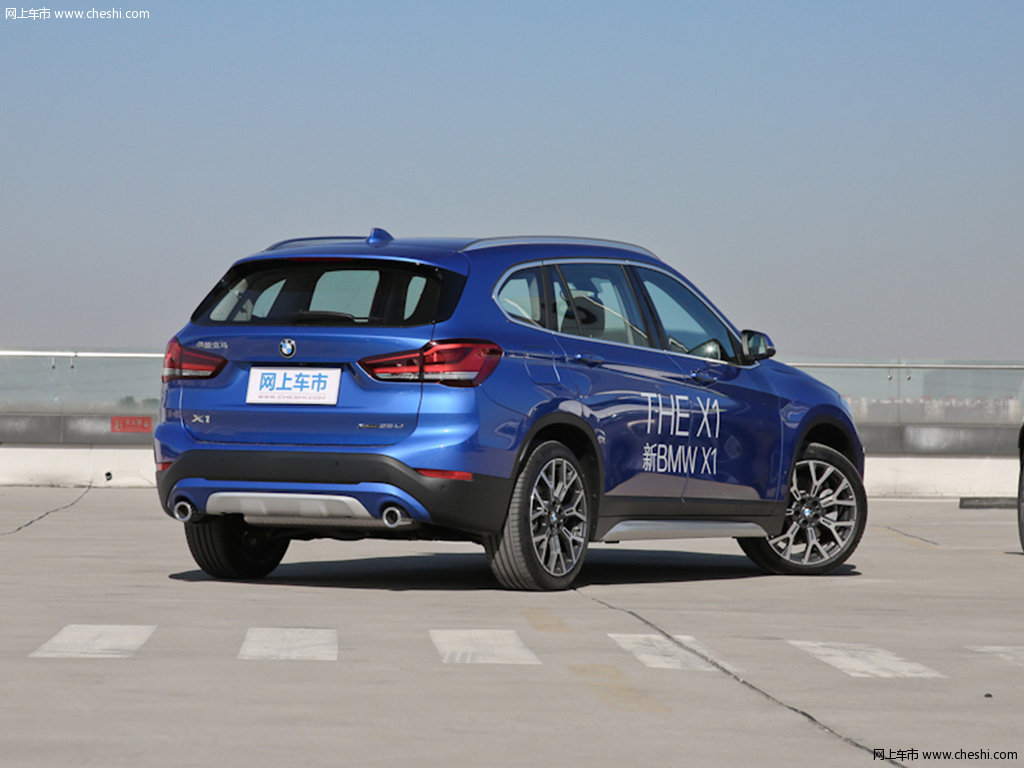 深海蓝宝马x1 2020款 xdrive25li尊享型外观整体高清图片(7/8)_网上车