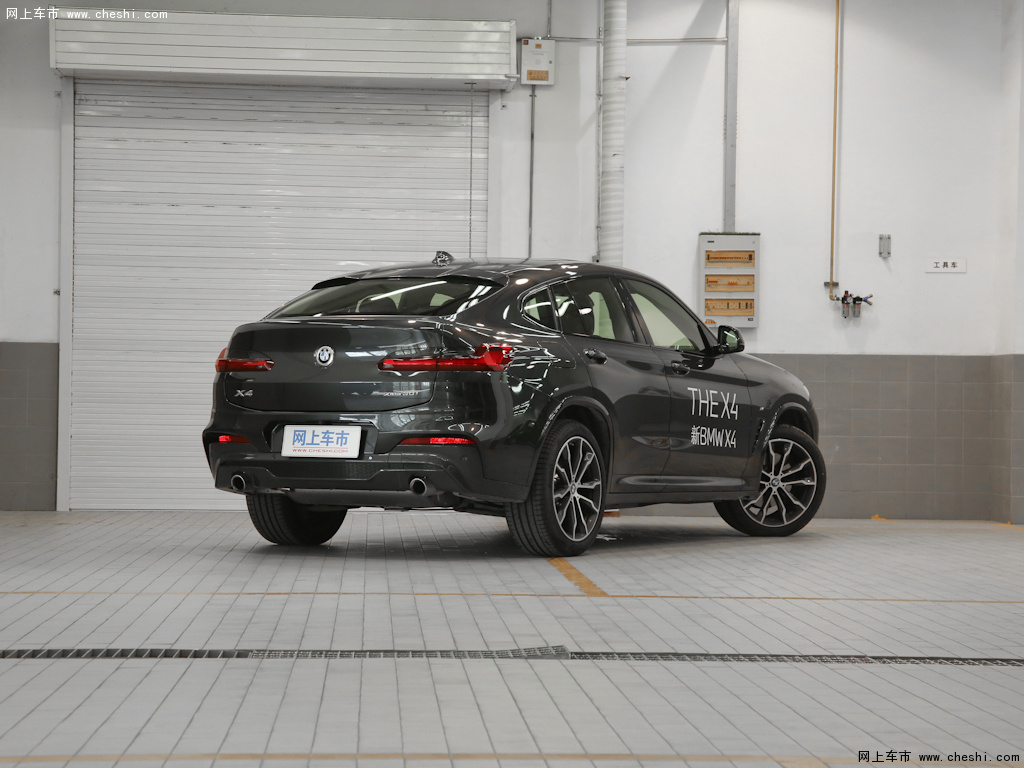 支持键盘翻页 ←左 右→             宝马x42020款 xdrive30i m运动