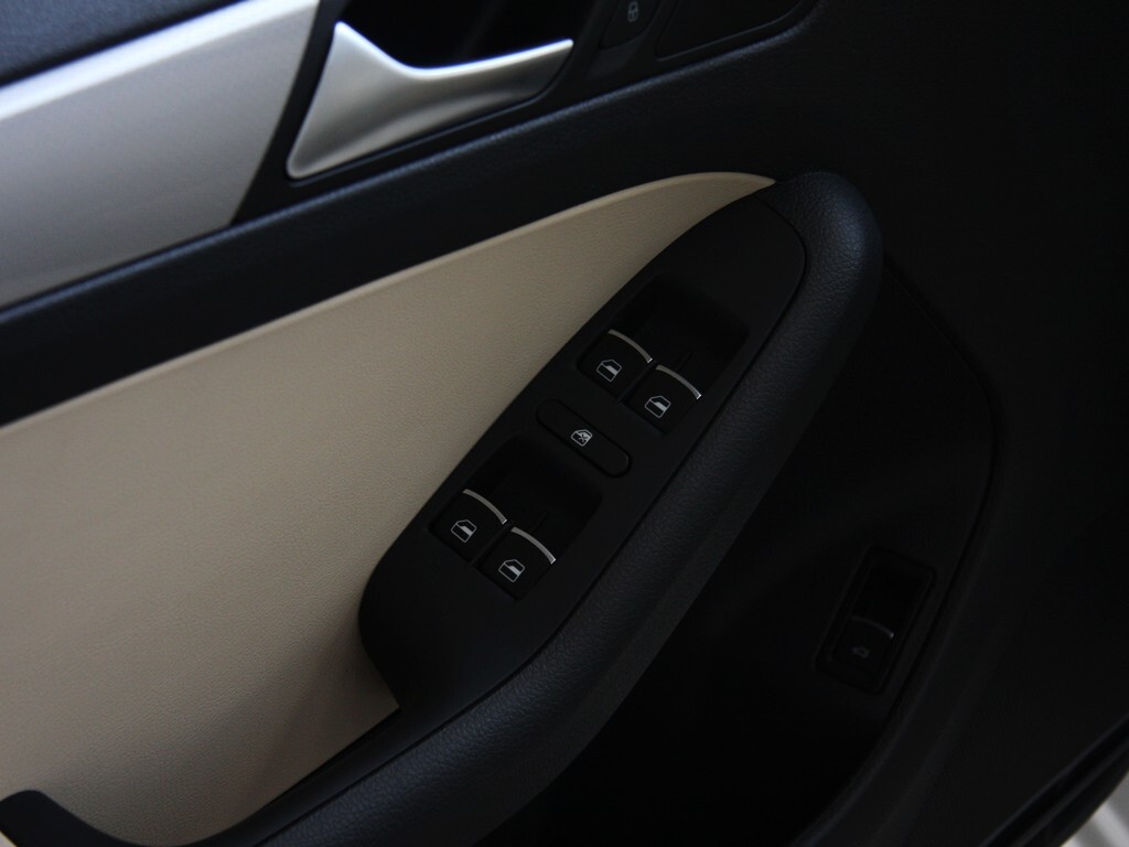 速腾 2012款 速腾 1.6L MT 舒适型图片
