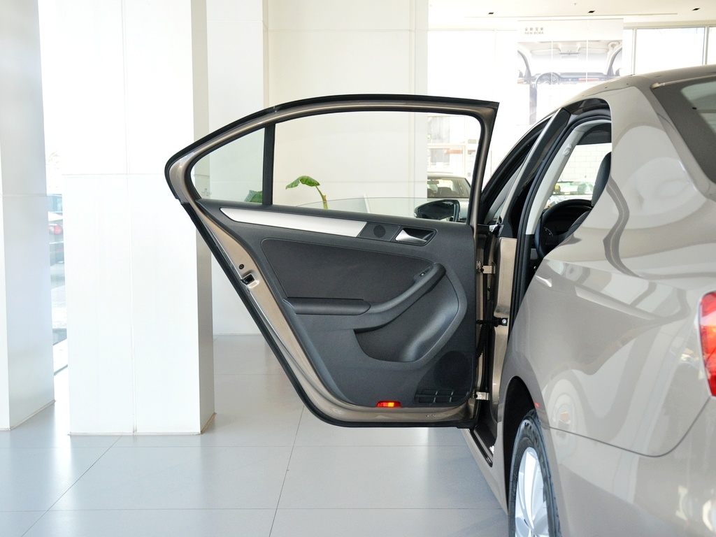 速腾 速腾 1.6L MT 舒适型 2012款图片