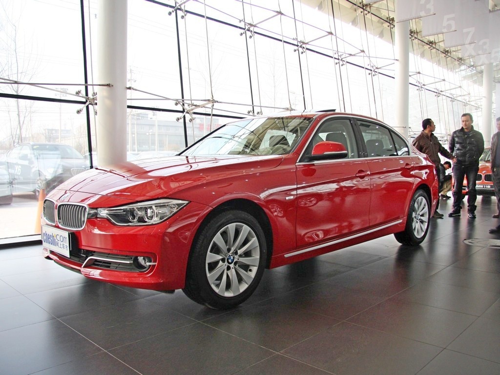 宝马3系 2013款 320Li 2.0T AT 风尚型图片