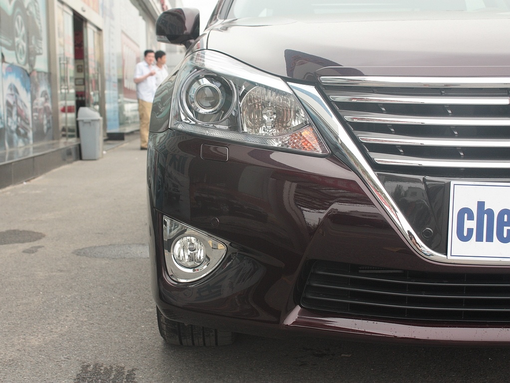 皇冠 2012款 皇冠 V6 3.0 AT Royal Saloon图片
