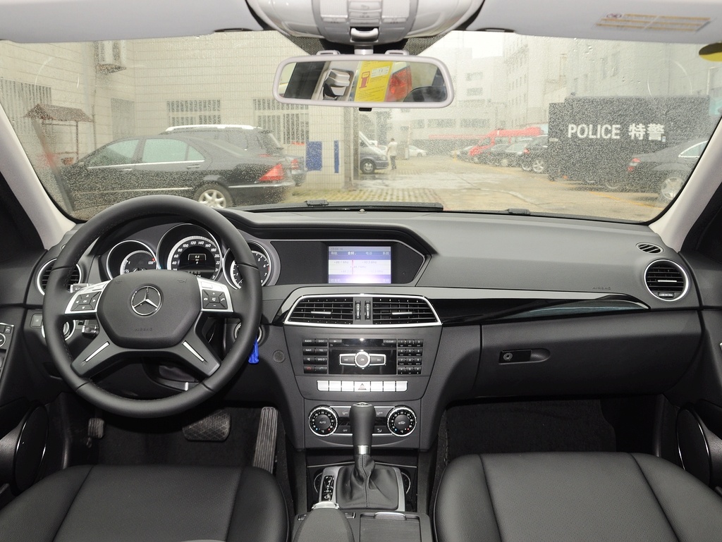 奔驰C级 2013款 C180 1.8T Grand Edition经典型图片