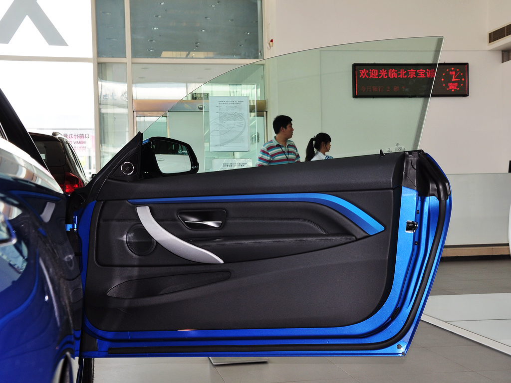 宝马4系 2014款 428i xDrive 运动设计套装图片