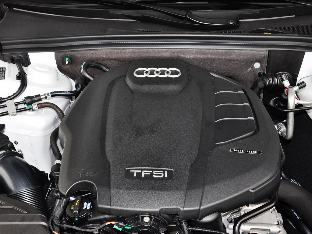 奥迪A4L 2015款 45 TFSI quattro 个性运动型图片