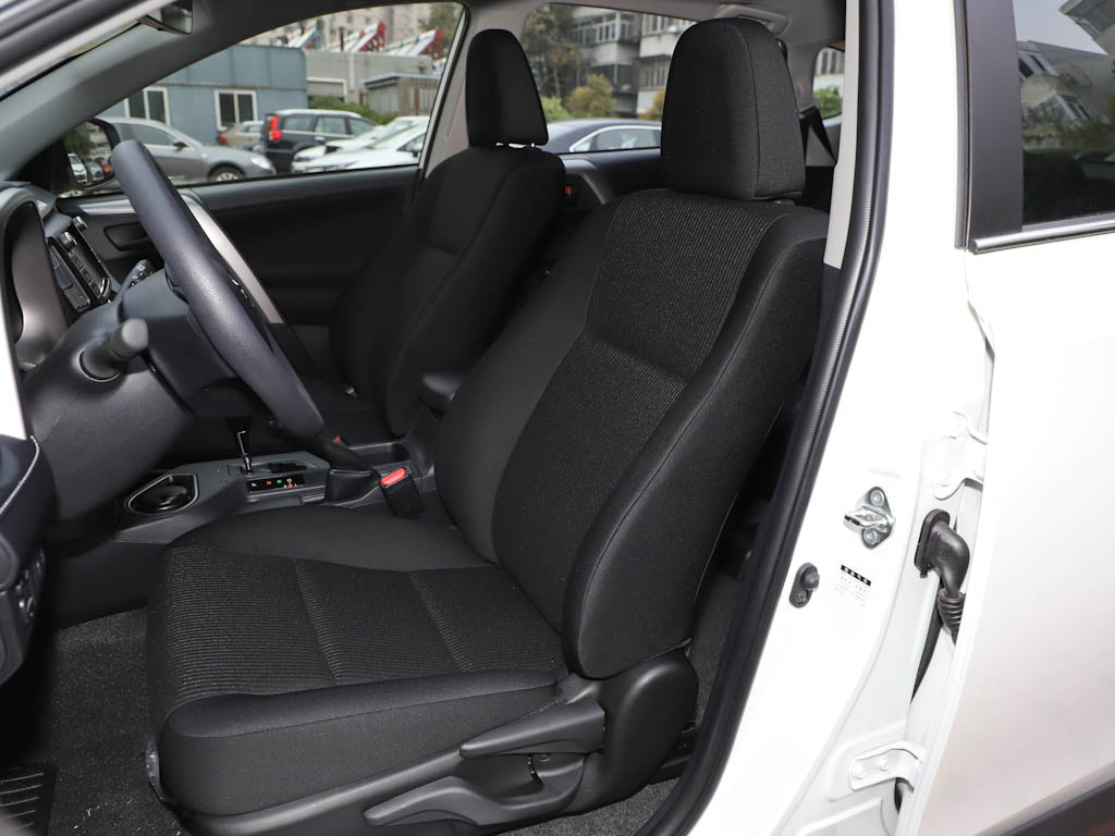 RAV4荣放 图片