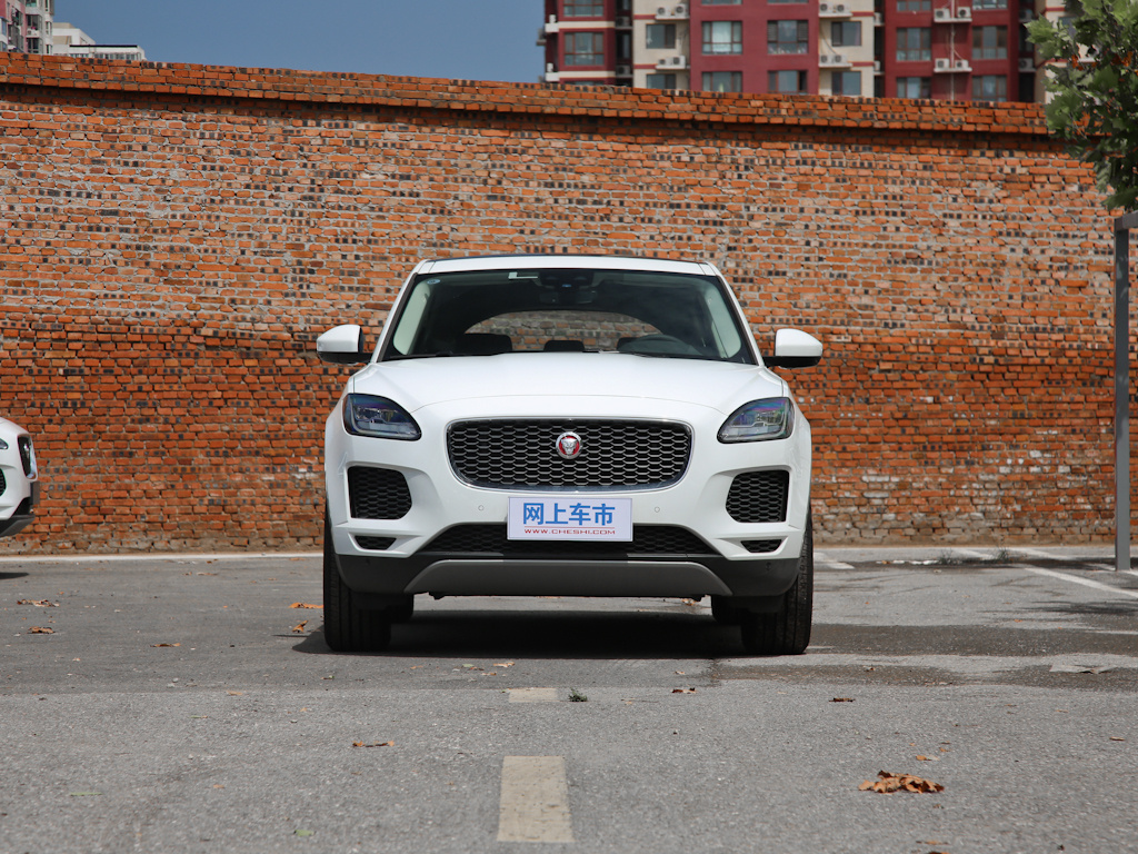 捷豹E-PACE 图片