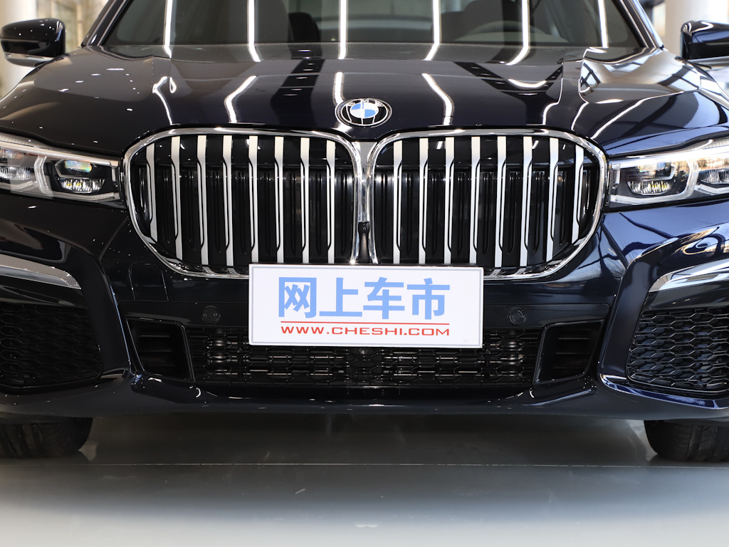 宝马7系 图片