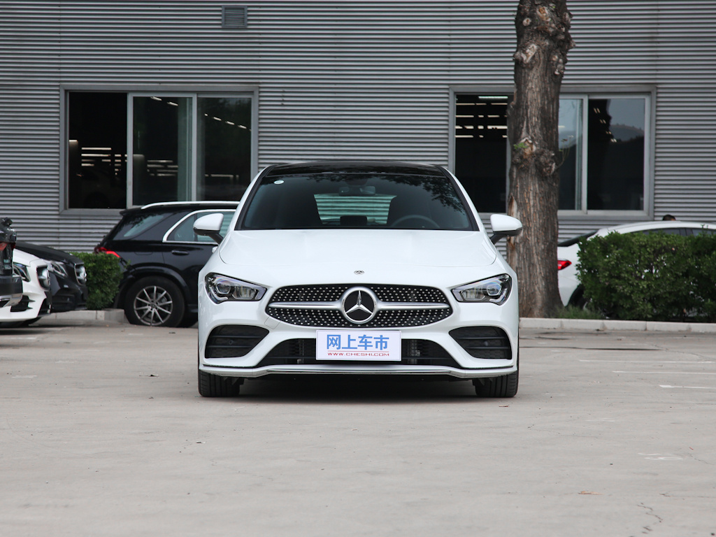 奔驰CLA 图片