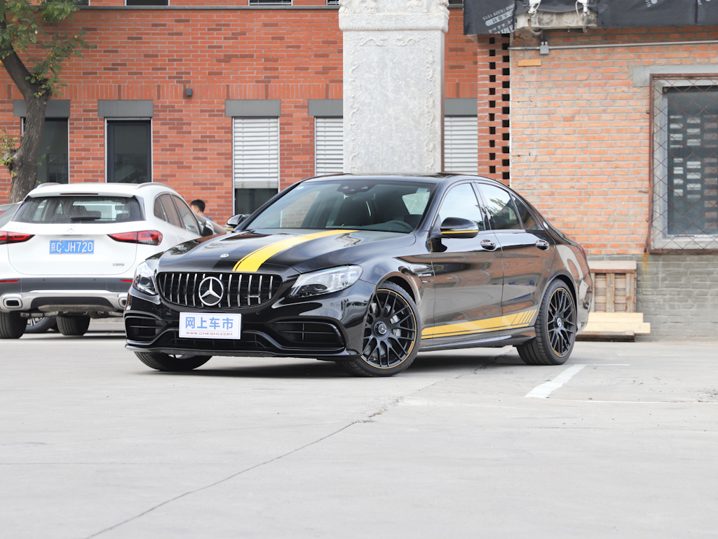奔驰C级AMG 图片