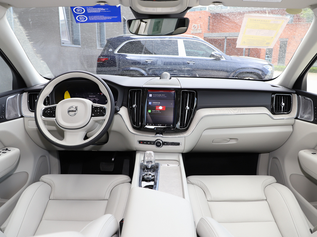 沃尔沃XC60新能源 图片