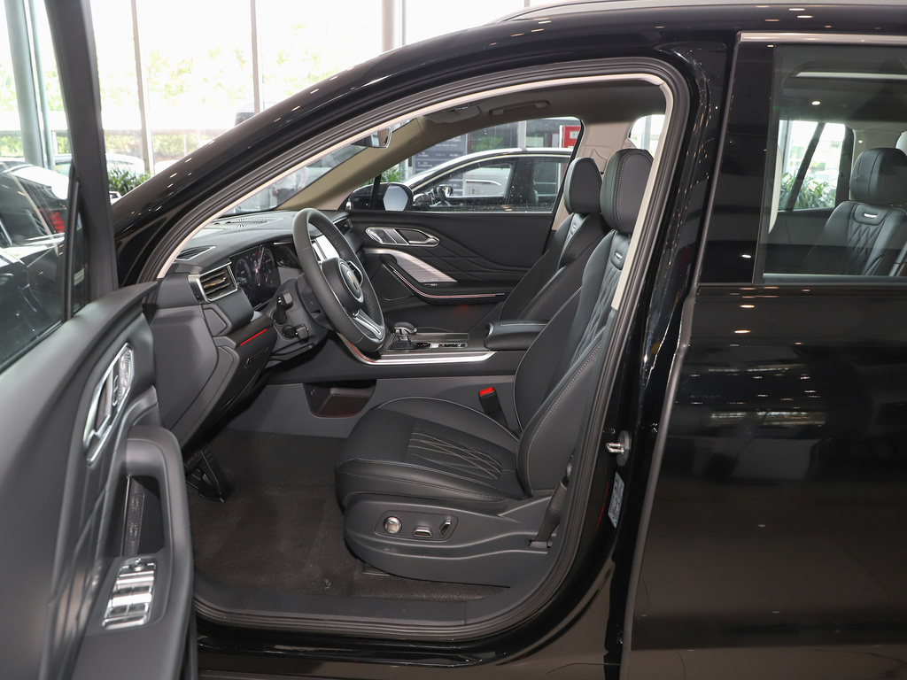 红旗HS7 PHEV 图片