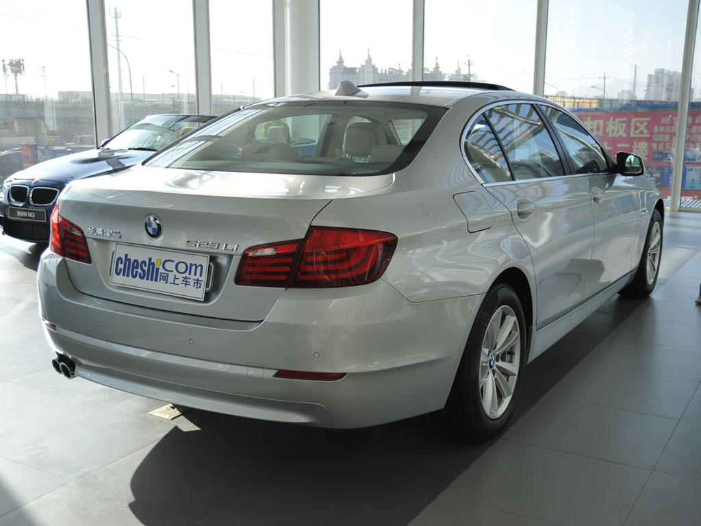 535Li 3.0T AT豪华型2011款