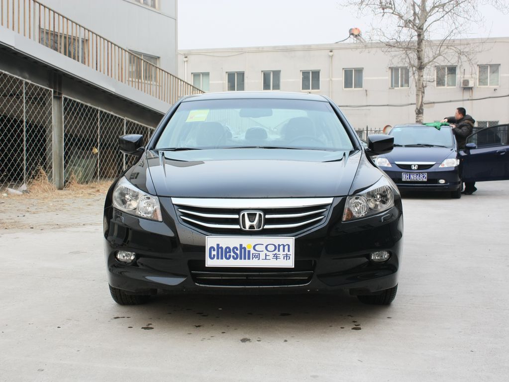 第八代雅阁Accord 2.0 MT2010款