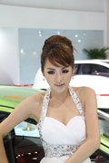 同悦 2010北京车展 车模美女图片