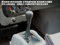 五菱荣光 图片