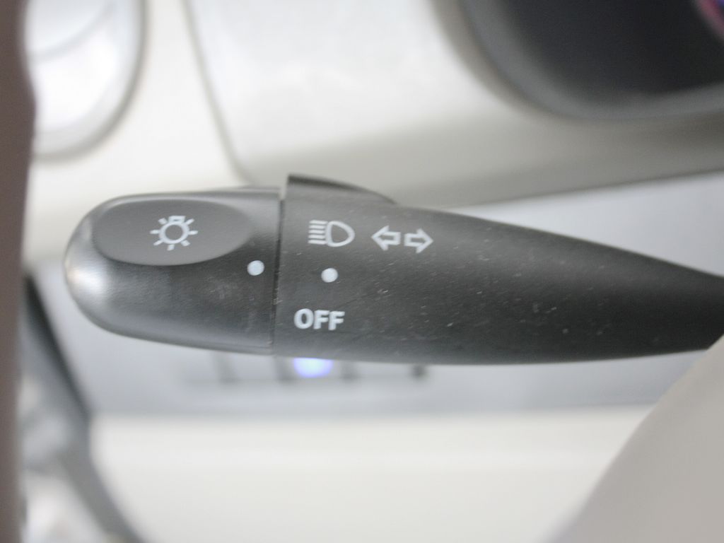 2010款 1.0 MT 基本型