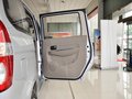 五菱宏光 五菱宏光 1.4L MT 标准型8座 2010款图片