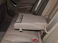 荣威950 2.0L 自动 典雅版 2012款图片