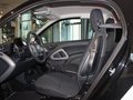 Smart  fortwo 1.0 MHD 驾驶席座椅正视图