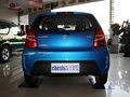长安铃木  奥拓 1.0L AT 车辆正后方尾部视角