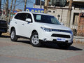 欧蓝德（进口） 2.0L CVT 四驱都市导航版 5座 2013款图片