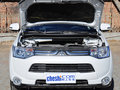 欧蓝德（进口） 2.0L CVT 四驱都市导航版 5座 2013款图片