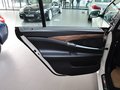 宝马5系GT 535i 3.0T AT 设计套装型 2014款图片