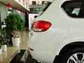 哈弗H6 2013款 升级版 2.4L 自动 两驱尊贵图片