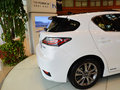 雷克萨斯CT 2014款 200h 1.8L CVT SPORT版（双色）图片