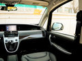 大7 MPV 图片