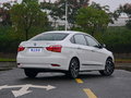 东风风神E70 图片