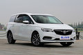 别克GL6 图片