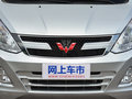 五菱荣光V 图片
