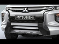 三菱 L200 图片