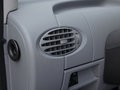 新途V80 图片