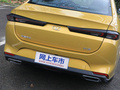轩度 图片