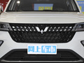 五菱星驰 图片